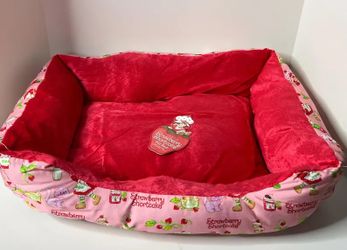 Strawberry Shortcake Small Dog Bed 