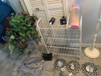 Lot of home decor items