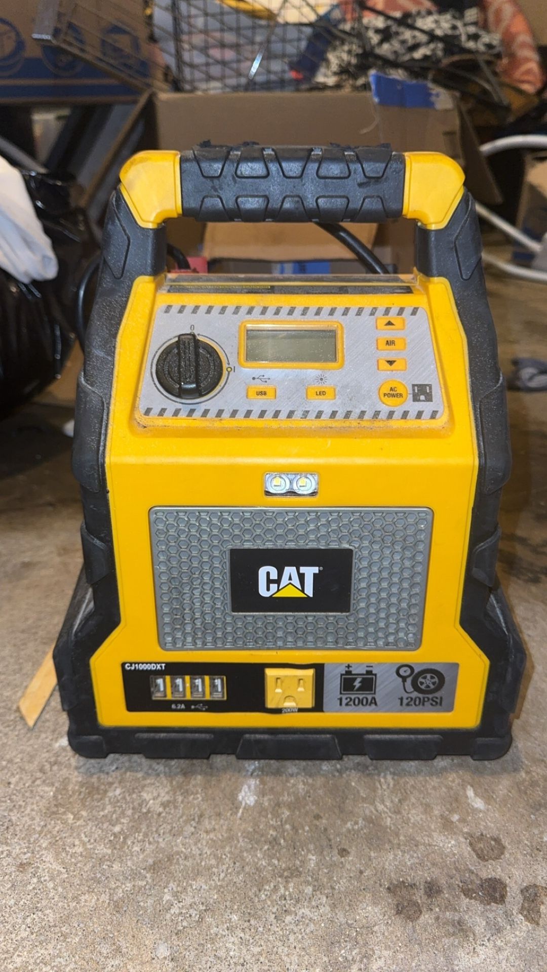 Cat Jump Starter