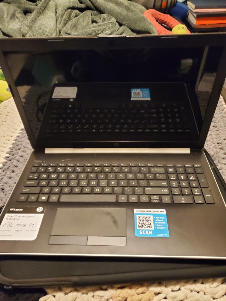 15.6in HP Laptop W CD Slot