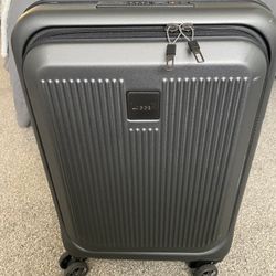 LuggeX Carry On