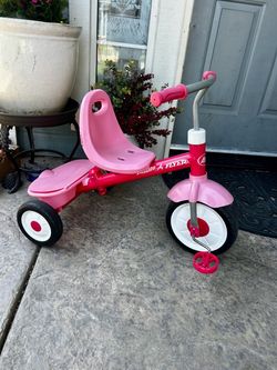 RADIO FLYER TRICYCLE