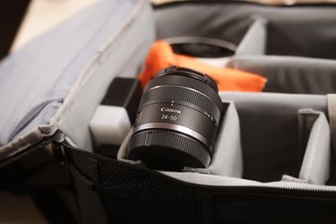 Canon Rf 24-50 F/4.5-6.3 Is STM 