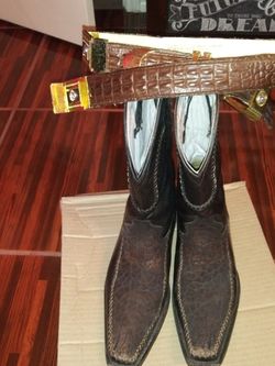 Botas