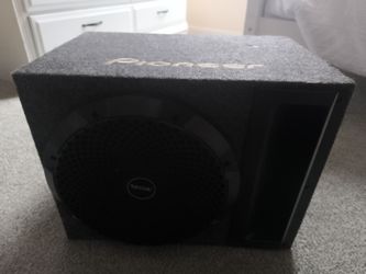 Pioneer Single 12" Subwoofer