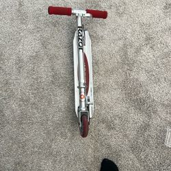 Razor scooter
