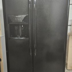 Frigidaire refrigerator $150 OBO