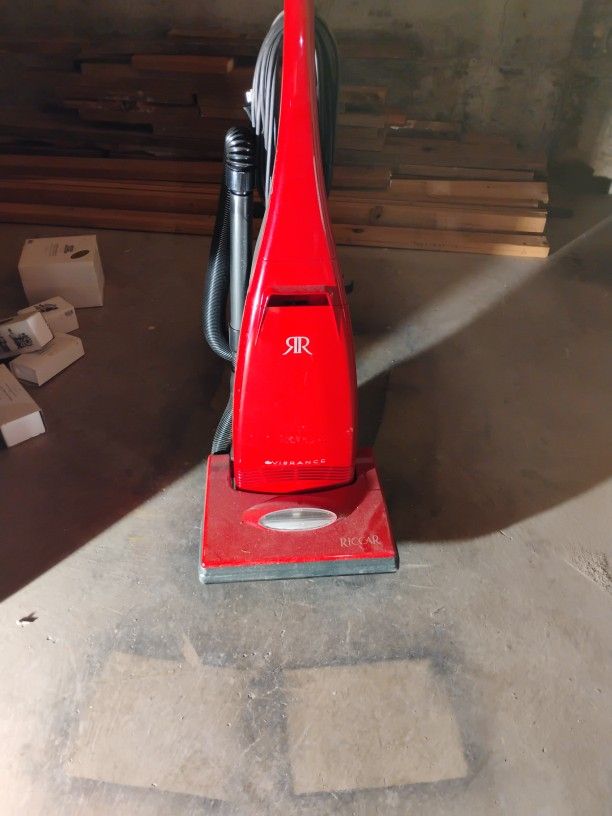 New Riccar Vacuum Cleaner