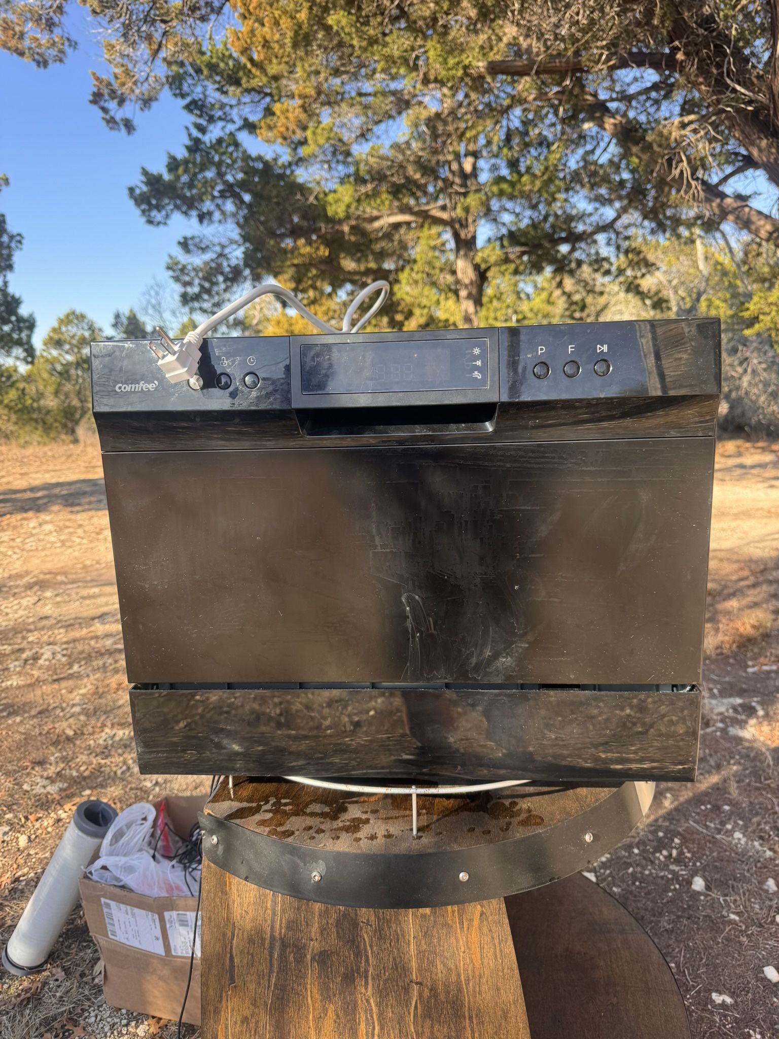 Comfee Counter Dishwasher