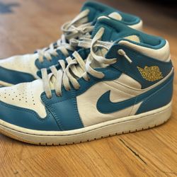 Nike Air Jordan 1 Mid Teal Blue White Men’s Size 9.5