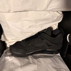Jordan 4 Retro Black Cat 8.5