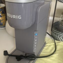 Keurig Single Serve - Hot or Iced