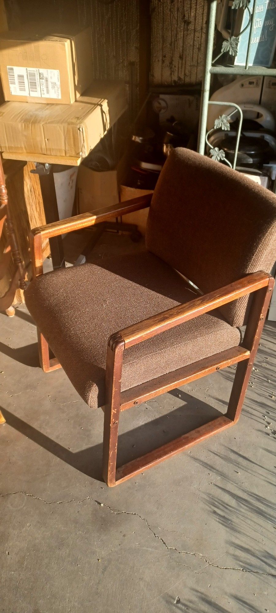 Used Brown Mid-century Arm Rest Sitting Chair