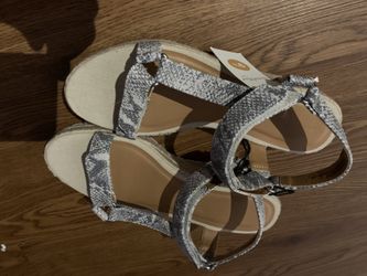 Size 9.5 Sandals For Women