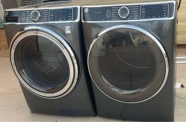 GE Front Load Washer and electric Dryer Set