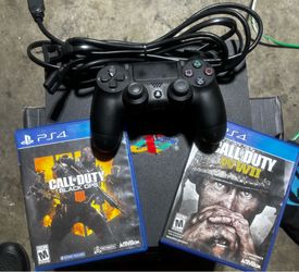 PLAYSTATION 4