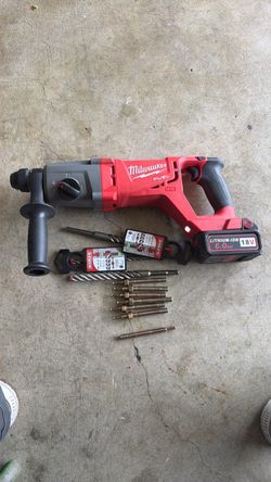Milwaukee M18 FUEL Rotary Hammer Drill