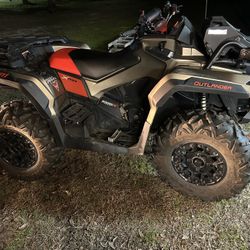 Can am Bead lock tires and rims