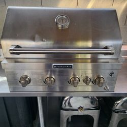 Gas Grill 