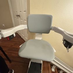 Electric stair case chair