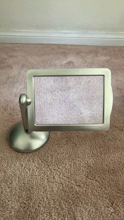 2 LED magnifiers