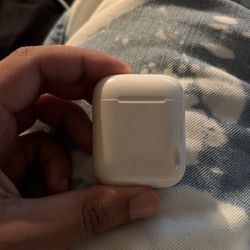 Apple EarPods older