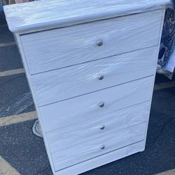 5  drawer  white color