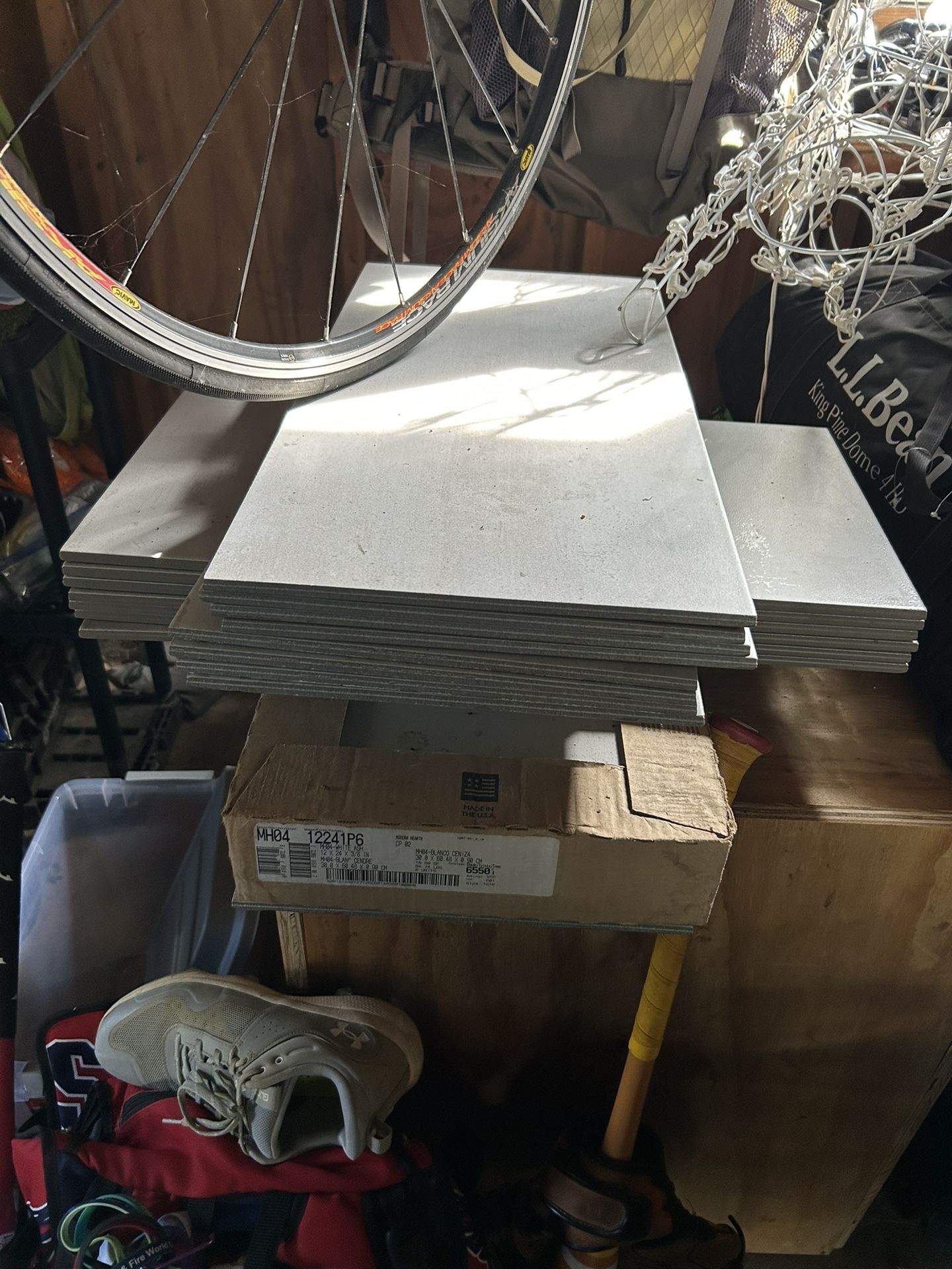 Deluxe Flooring Tiles 12 X 4 X 3/8 White Ash 15 Pieces