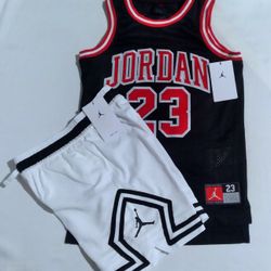Jordan Boys Youth 2pc Jersey Style Short Set- Small 