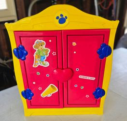 Build-A-Bear Workshop Wardrobe Closet