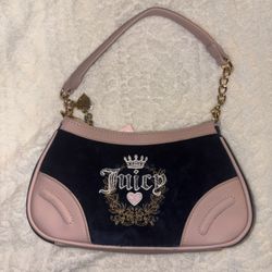 NAVY JUICY SHOULDER BAG