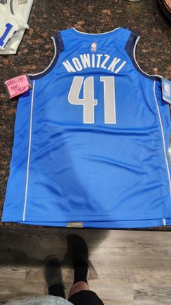 Mark Cuban signed Dirk Nowitzki Adult Large jersey