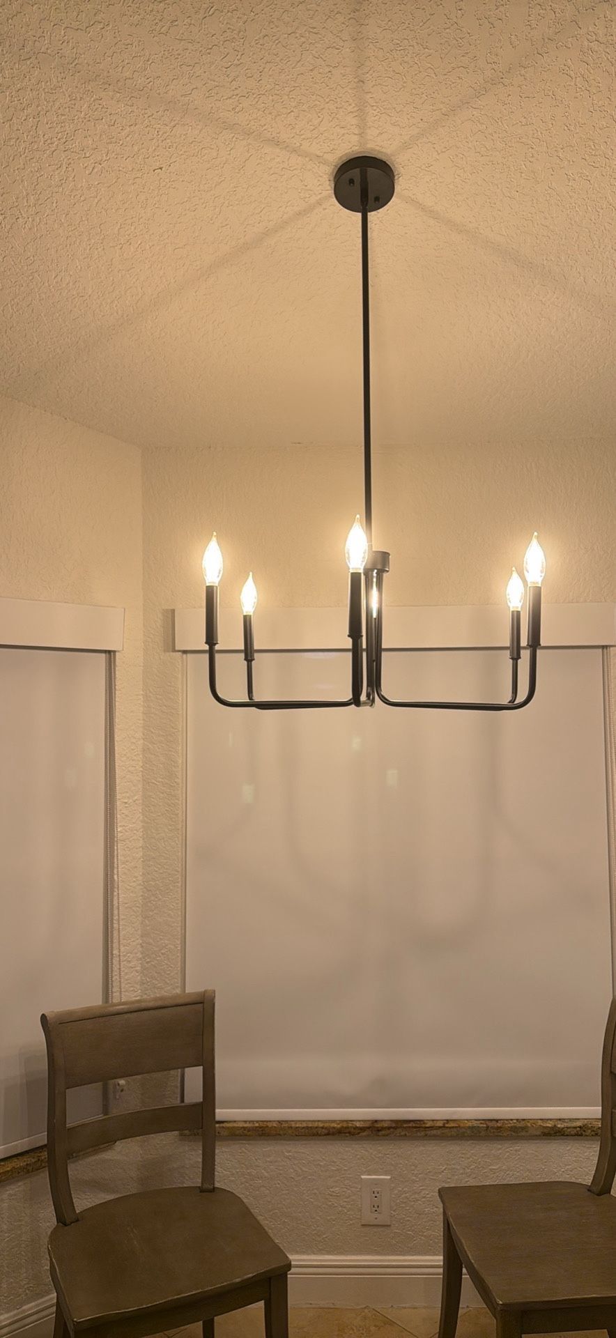 Farmhouse Style Chandelier 