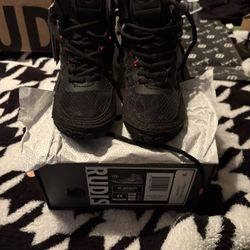 Youth Boxing Shoes Size 1y $135