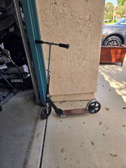 Razor scooter