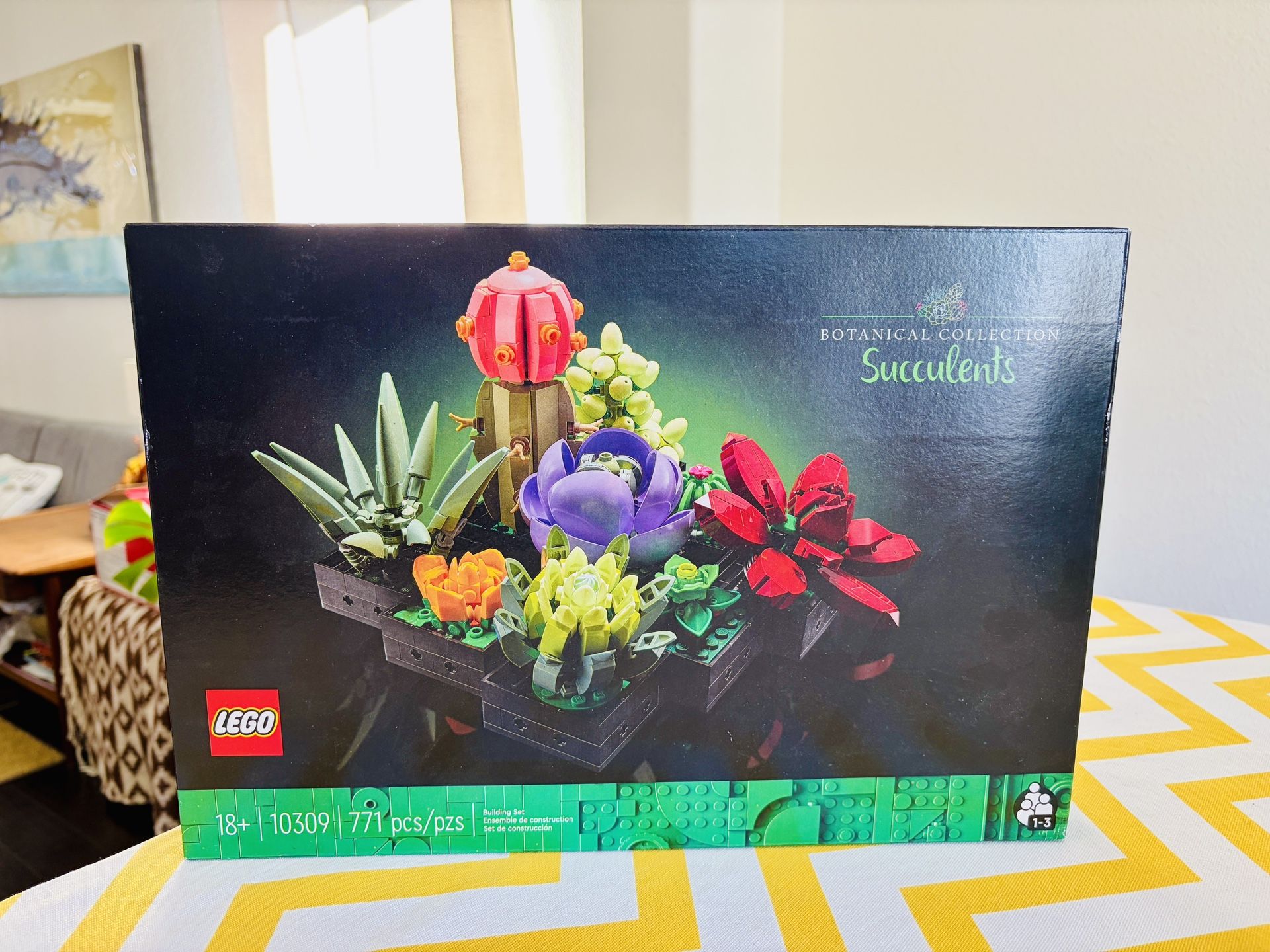 LEGO 10309 Botanical Collection Succulents Building Set 771 Pcs