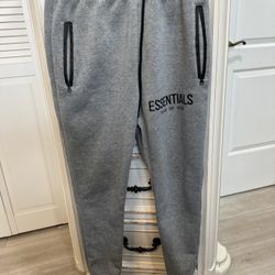 Essential Fear Of God Men Sweatpants Size Medium 