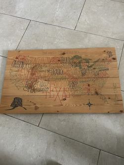 Decorative Wooden U.S. Map Wall Art Piece.