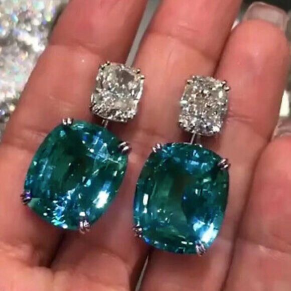 New Sterling silver diamond Earrings