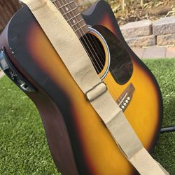 FENDER ACOUSTIC ELECTRIC GUITAR FULL SIZE BUILD IN TUNER WITH MICROPHONE AUTENTIC SOUND 