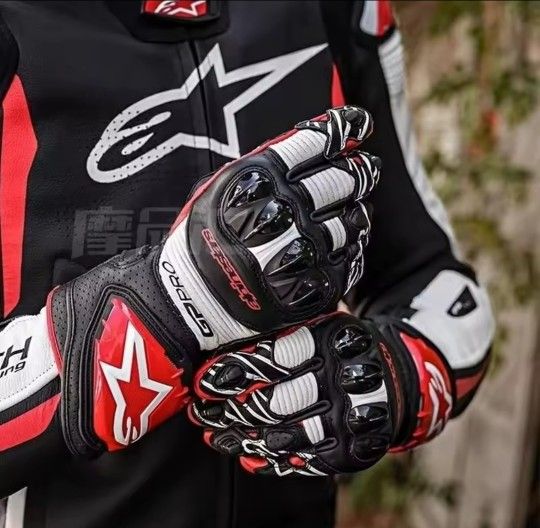 Alpinestars motorcycle gloves. New XL only