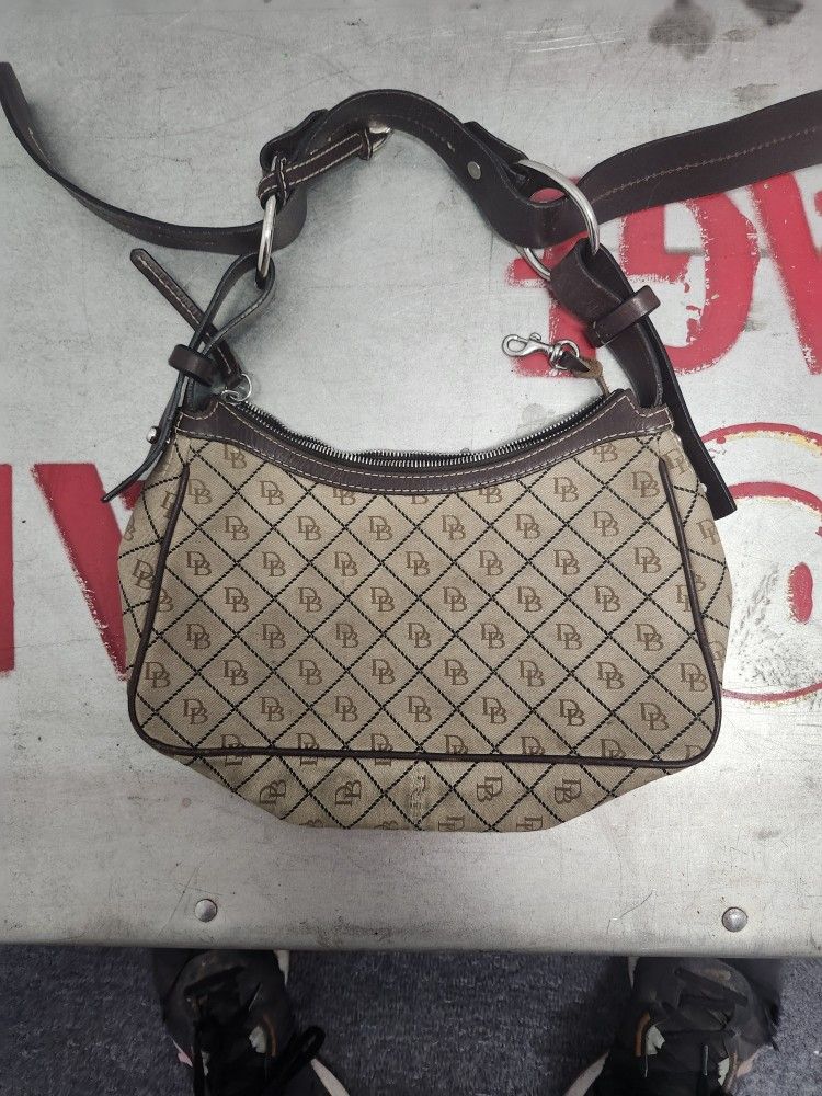 Dooney & Bourke Purse