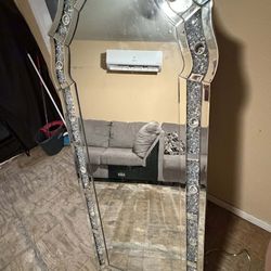 Full standing vanity mirror