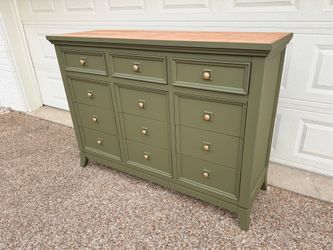Large 12 Drawer Dresser