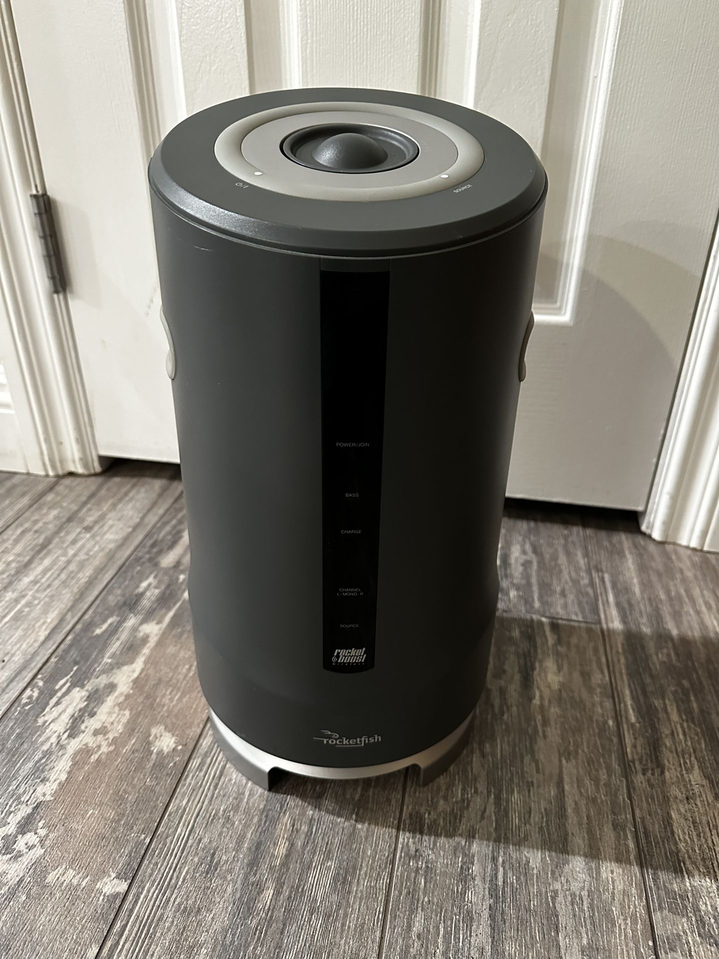 Rocketfish Indoor/Outdoor Wireless Speaker