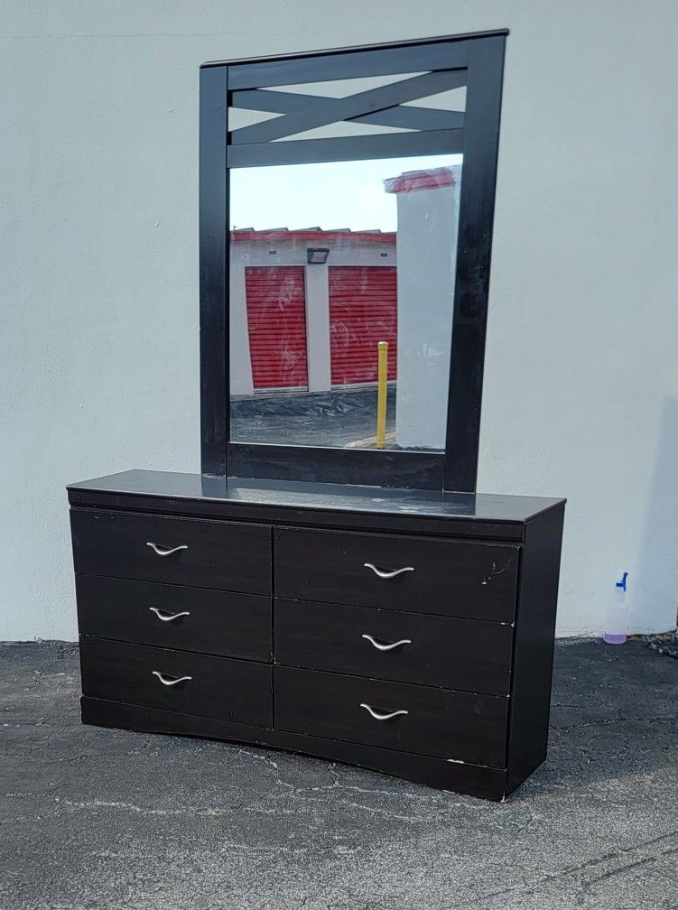 Ashley Furniture Merlot 6 Drawer Dresser with Mirror for Sale in Port