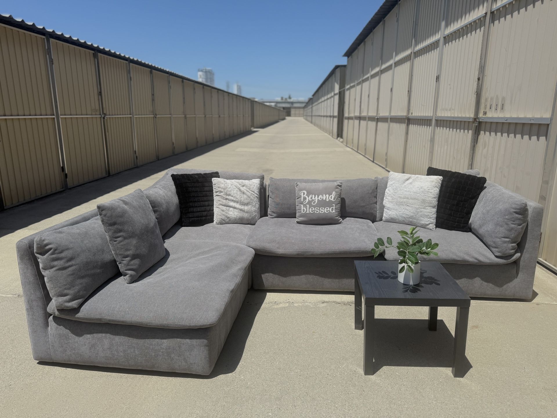4 Piece Modular Sectional Couch