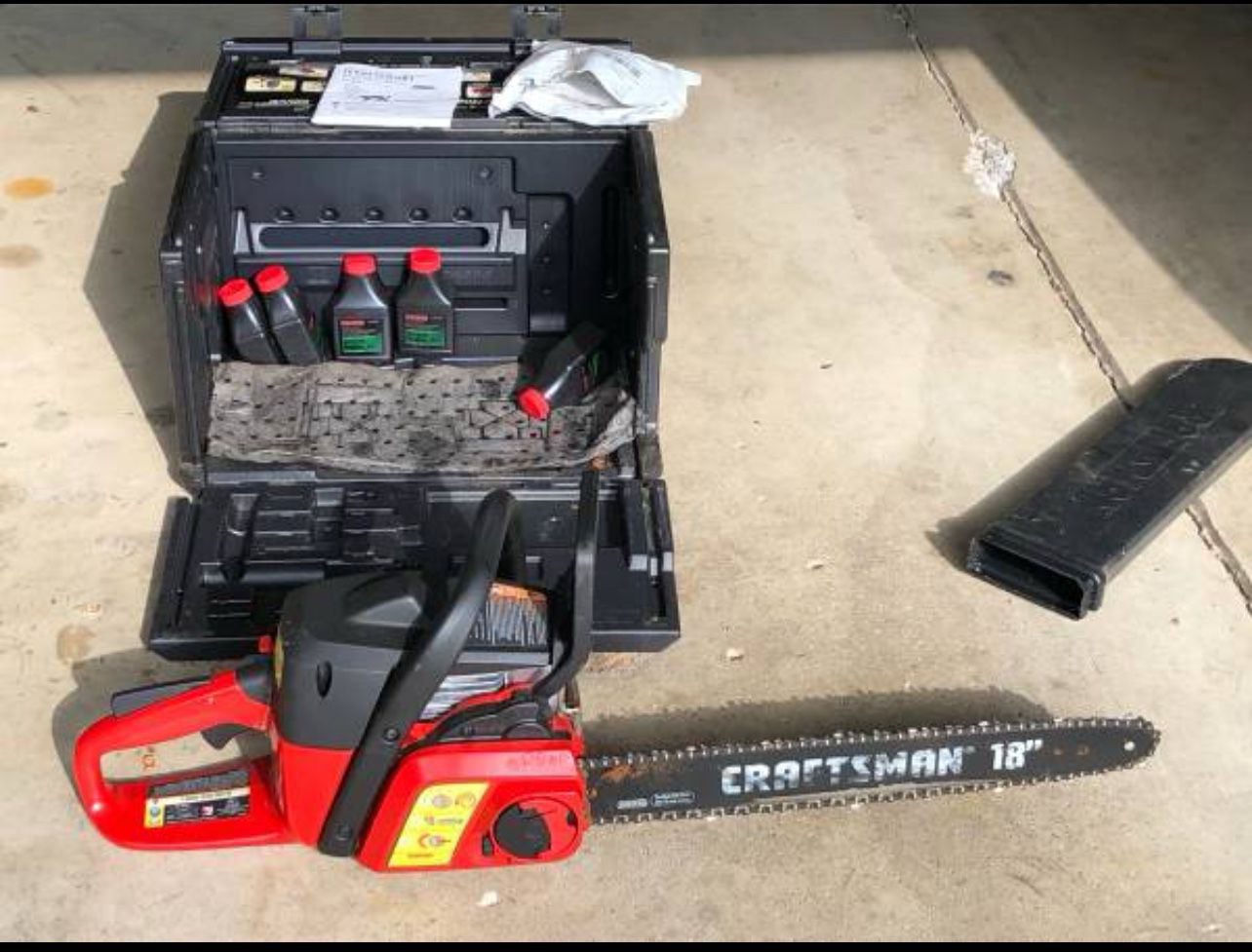 18” Craftsman 42cc 2 Stroke Chainsaw