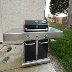 Kenmore Elite 550 Series 3 Burner Grill