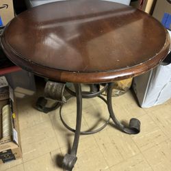 MILLING ROAD Round Table Made In Colombia Cast Iron & Mahogany HEAVY!!